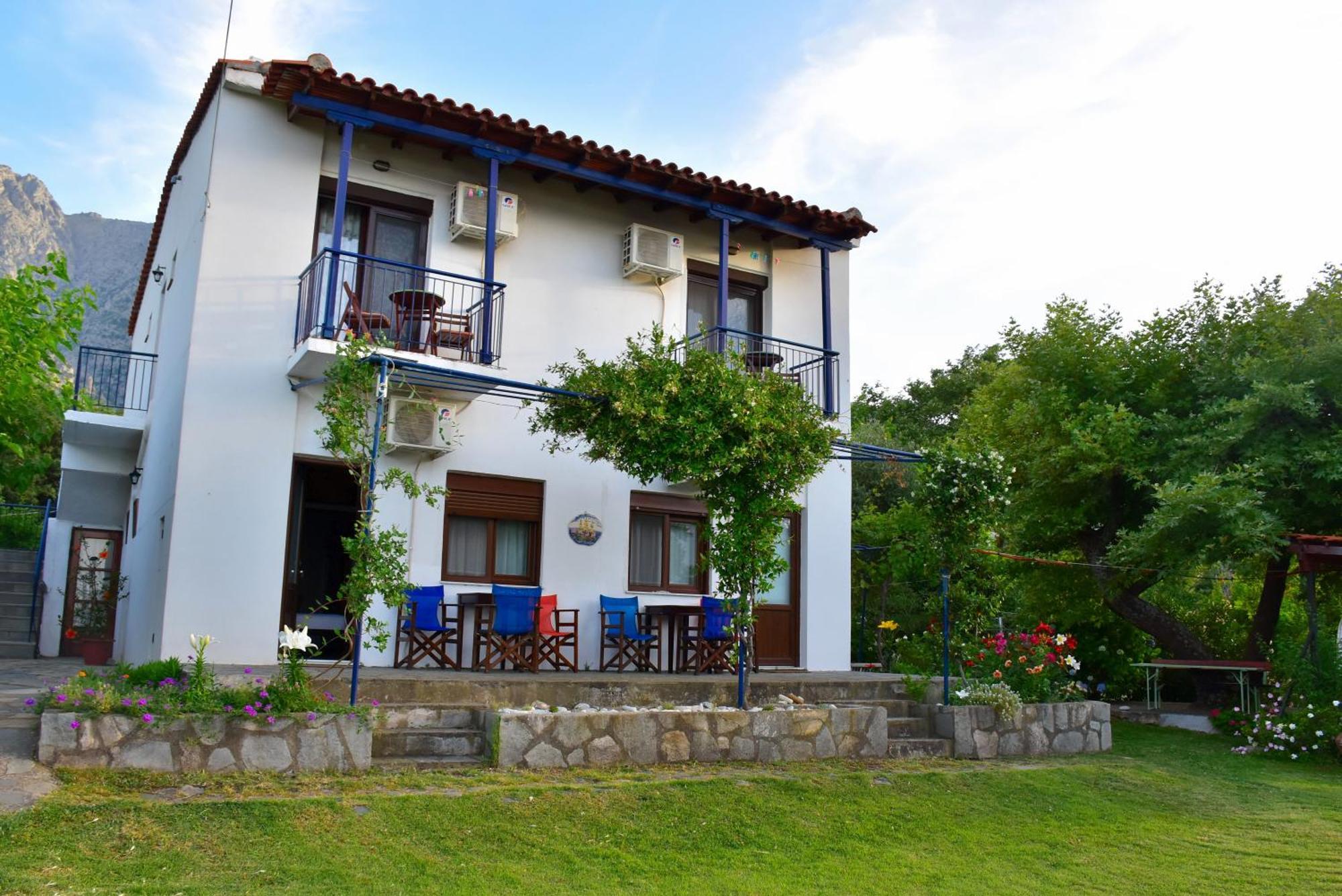 Mirsini Apartments Καρυώτες Εξωτερικό φωτογραφία