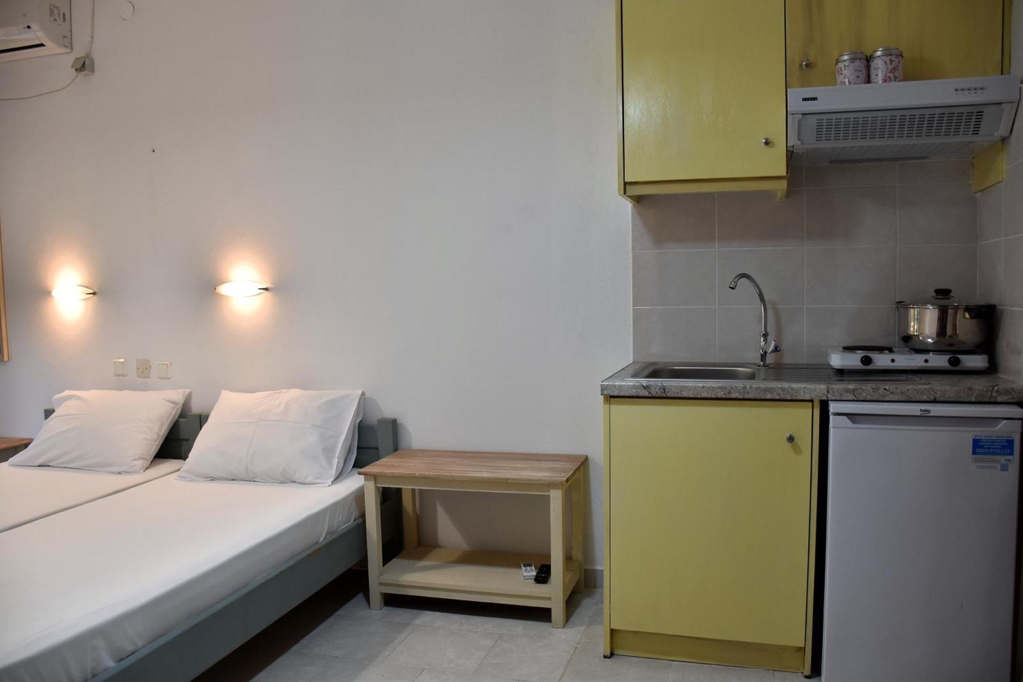 Mirsini Apartments Καρυώτες Εξωτερικό φωτογραφία