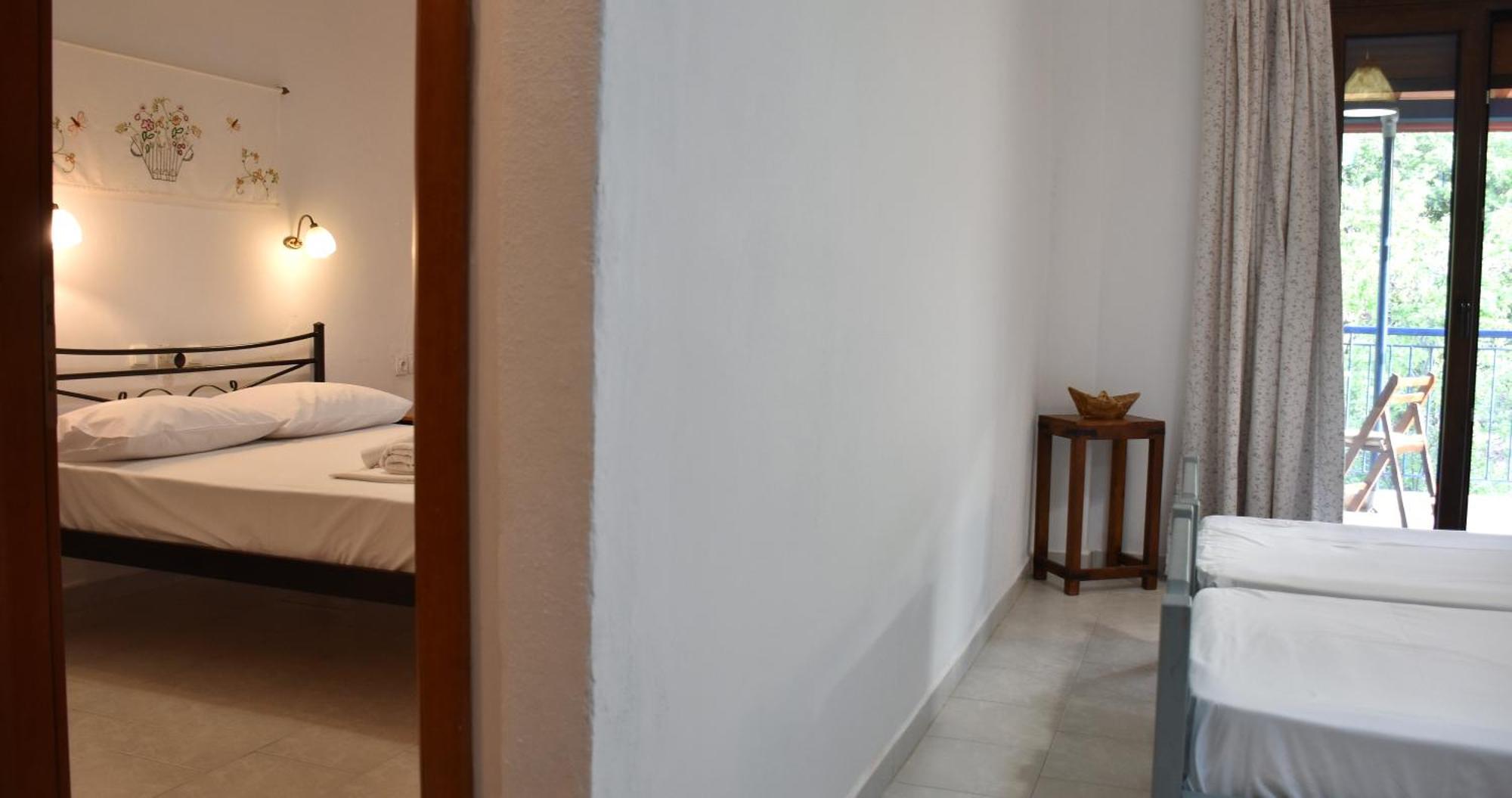 Mirsini Apartments Καρυώτες Εξωτερικό φωτογραφία